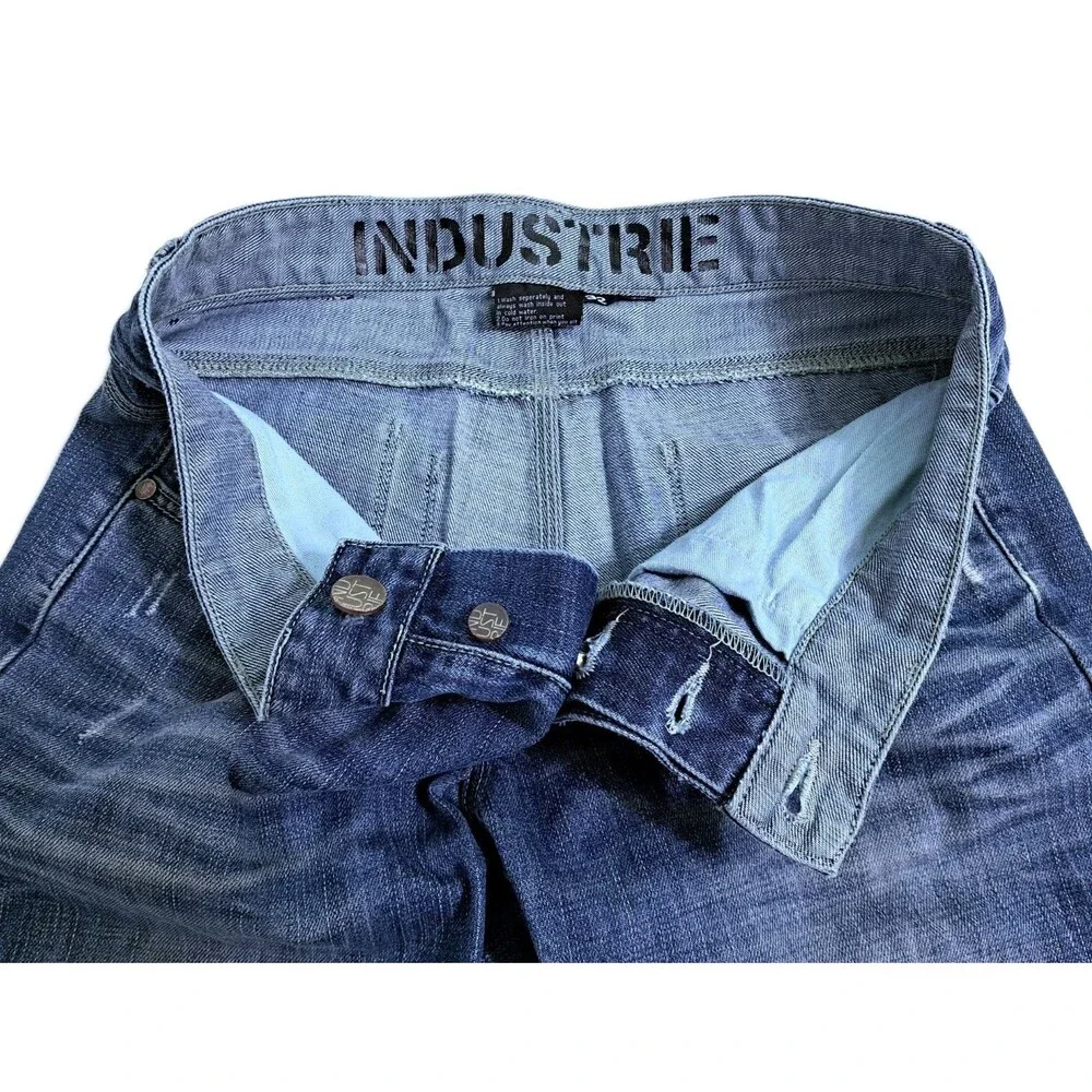 Industrie 99 Men’s 32 Vintage Y2K 90s Denim Blue Distressed Shorts